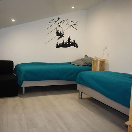 Nice Appartment For 6 To 8 People Ski In And Out In Courchevel Exterior foto